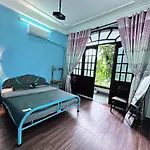 Gem\'S House- Balcony With Riverside View